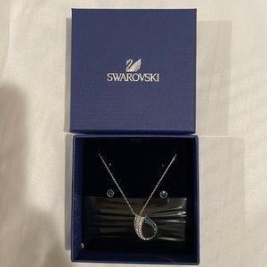 NWT Swarovski Necklace and Earring set
